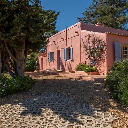 Casa Rosa Villa *