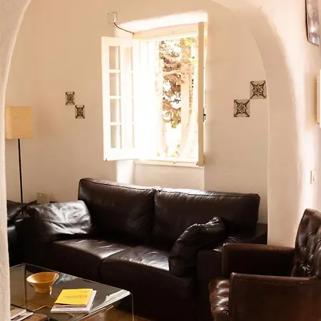 Charming Seaside Casa Rosa - Somewhere Special *