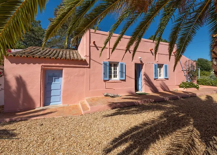 Villa Charming Seaside Casa Rosa - Somewhere Special