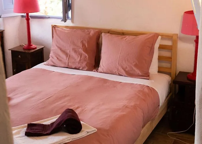 Charming Seaside Casa Rosa - Somewhere Special *